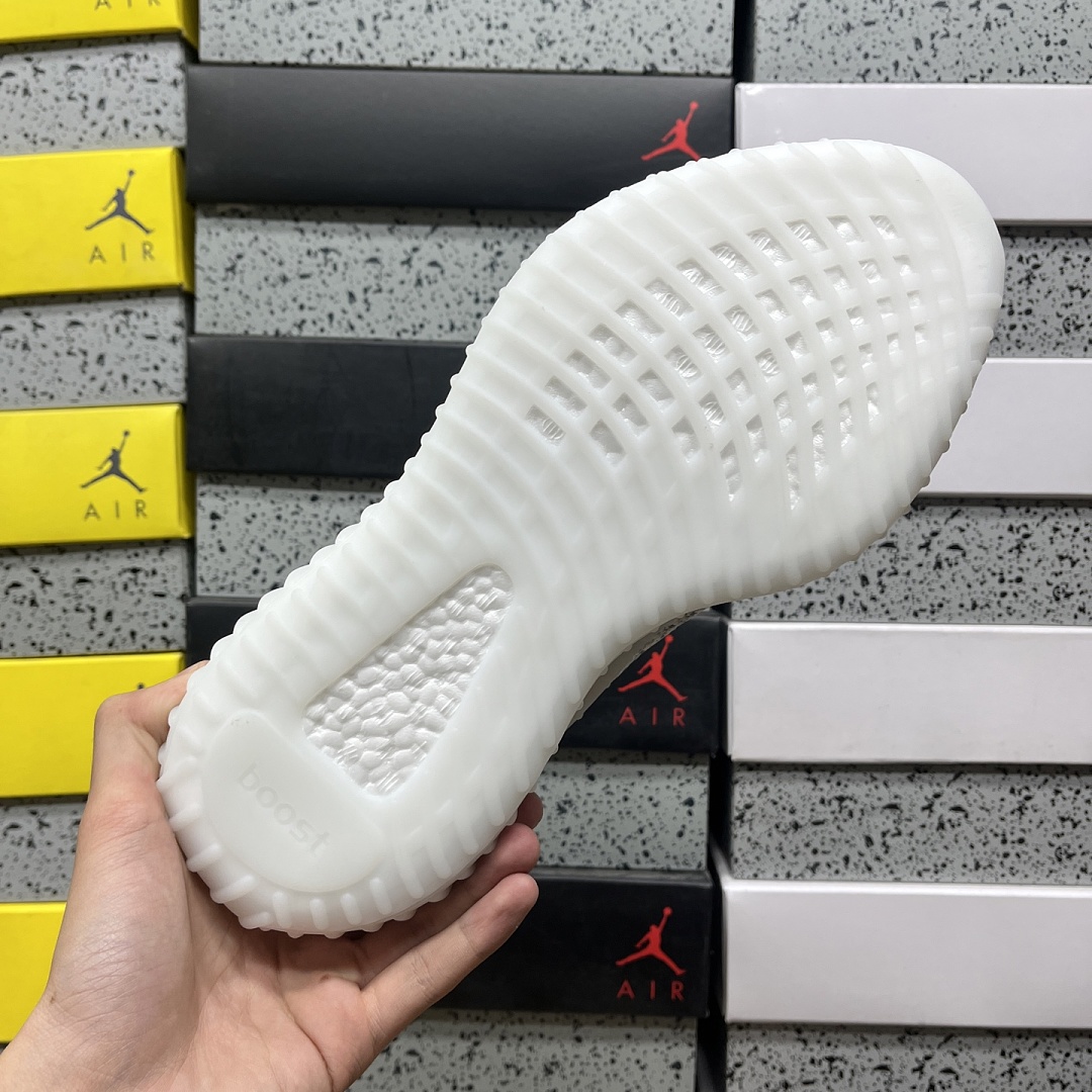Adidas Yeezy Boost 350 V2 - Image 8