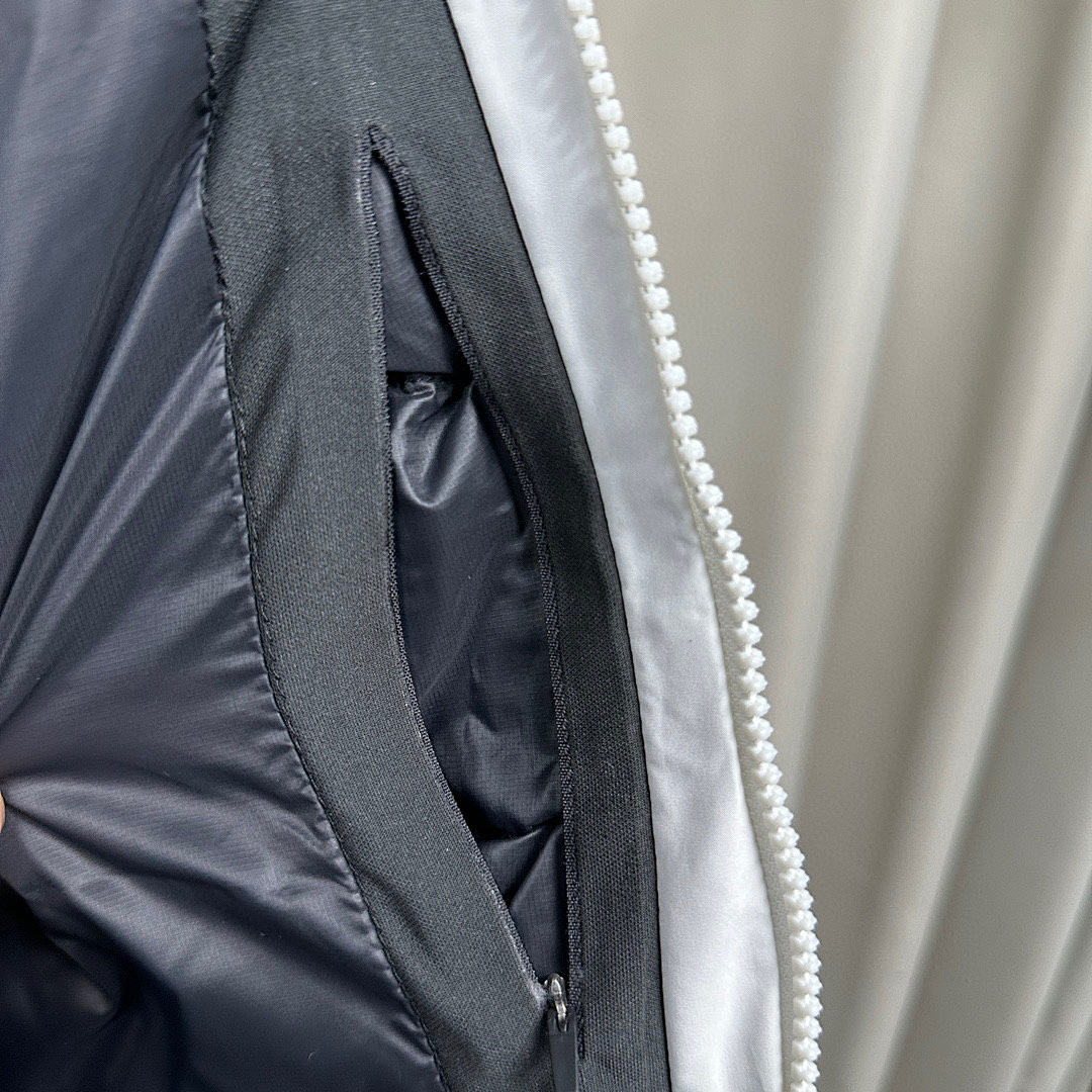 Arc'teryx Macai Jacket White Size: S-XXL - Image 4
