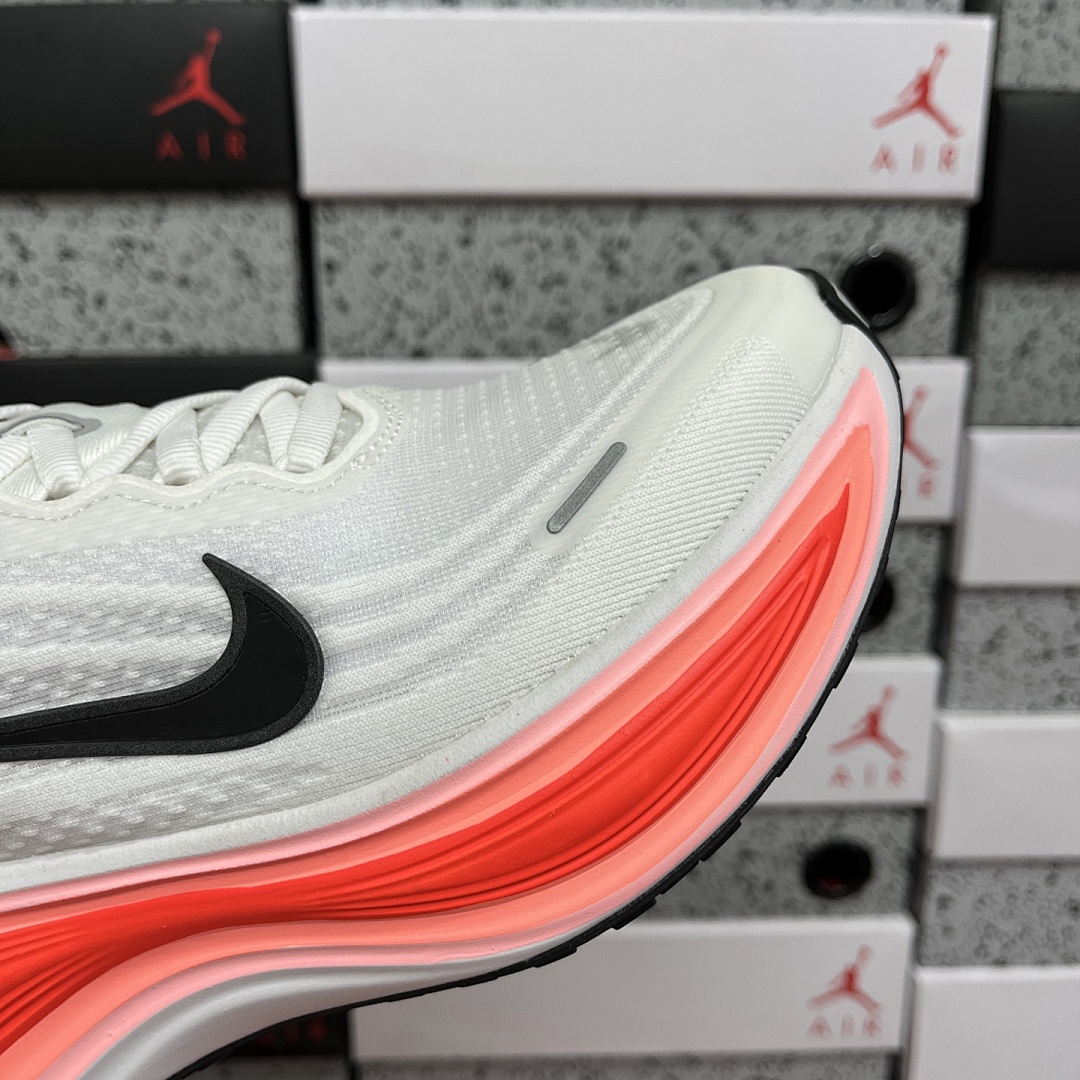 Nike Zoom Vomero - Image 7