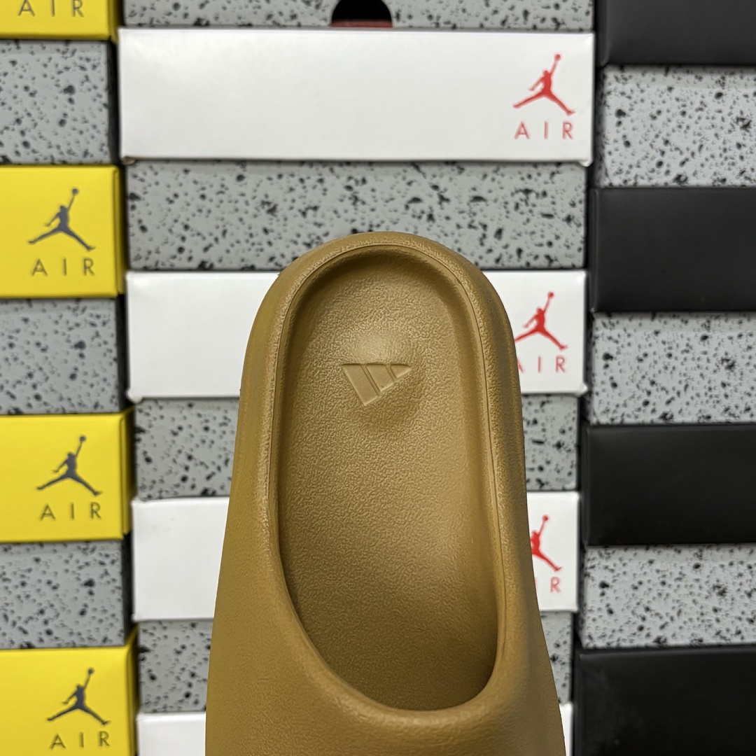 Adidas Yeezy Slide Ochre Slides Military Brown (Matte) - Image 4
