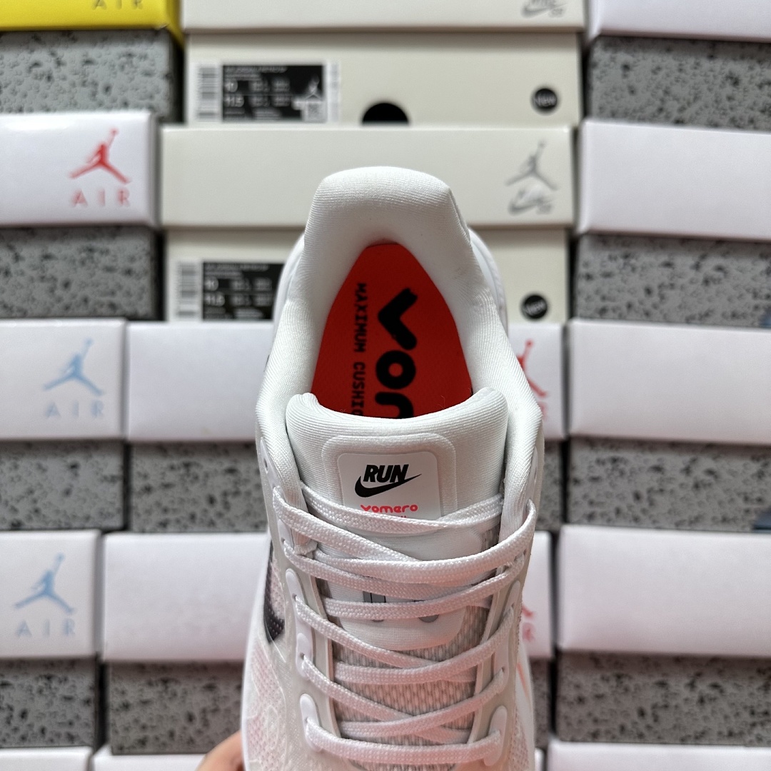 Nike Vomero Premium White Bright Crimson HQ2050-103 - Image 6