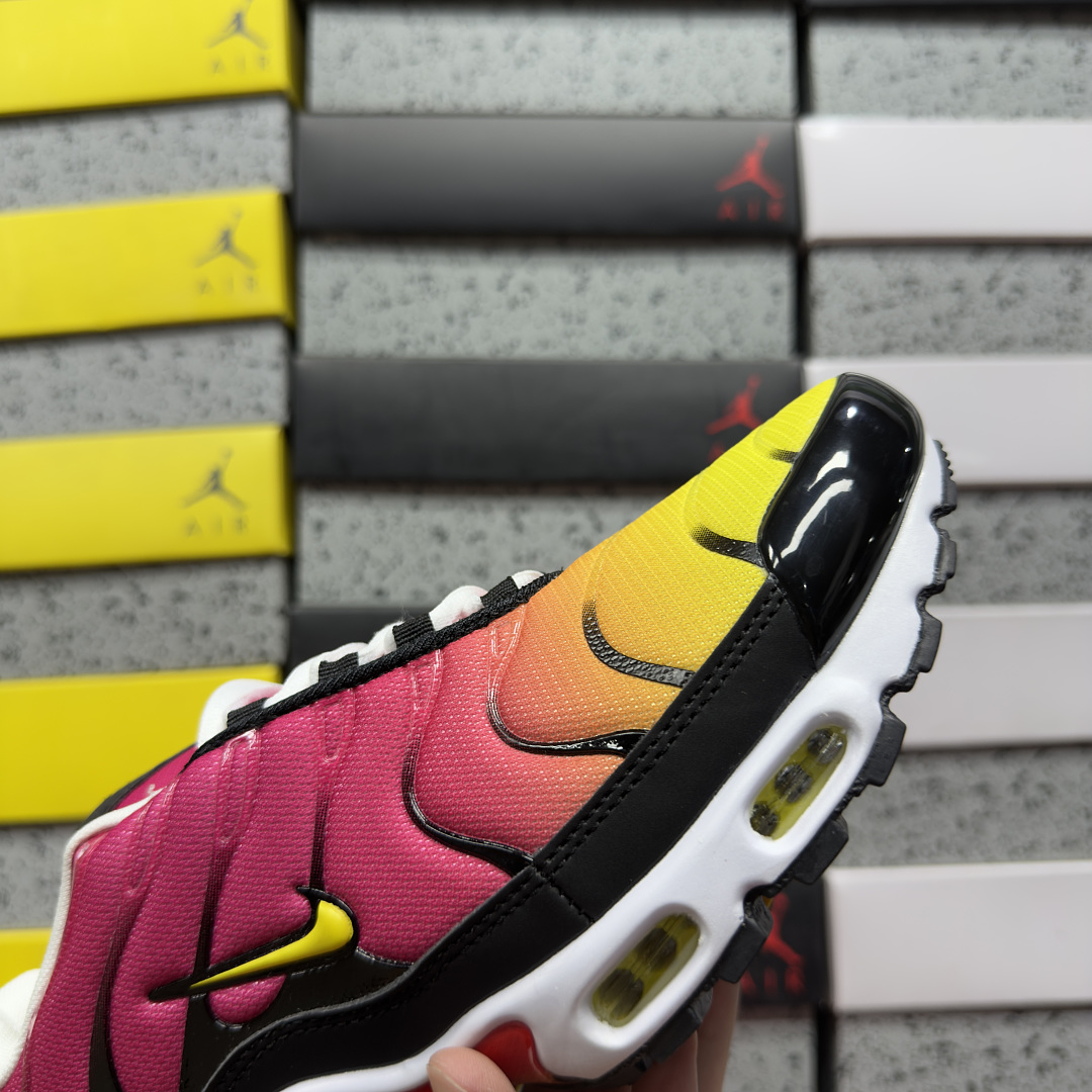 Nike Air Max Plus - Image 5