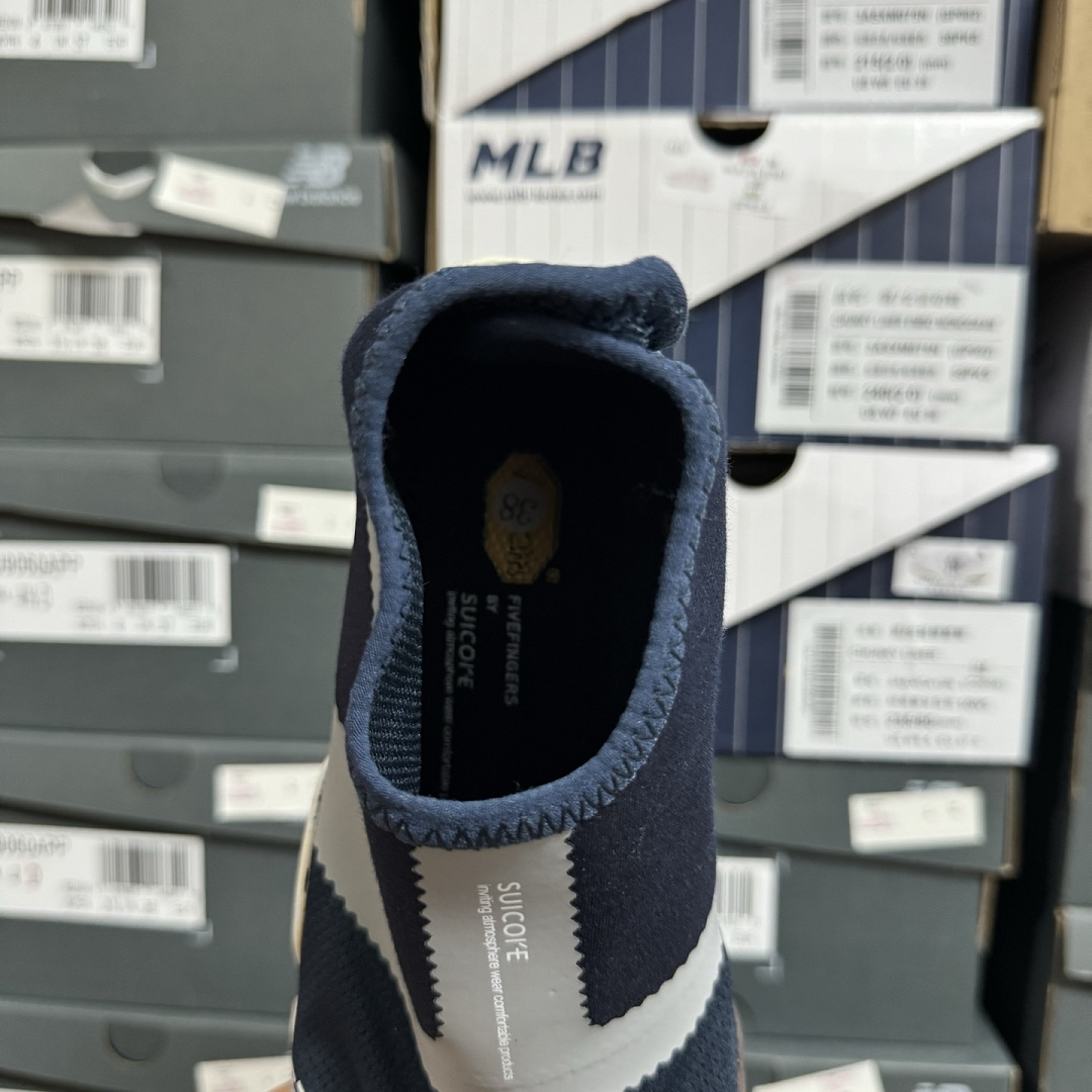 Suicoke Finger Chukka Boot S20MLC1 Navy High Top - Image 9