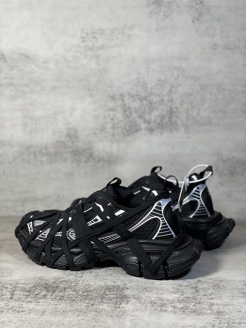 Balenciaga 3XL Extreme Lace - Image 29