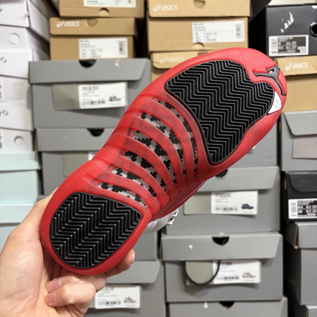 Nike Cherry - Image 2