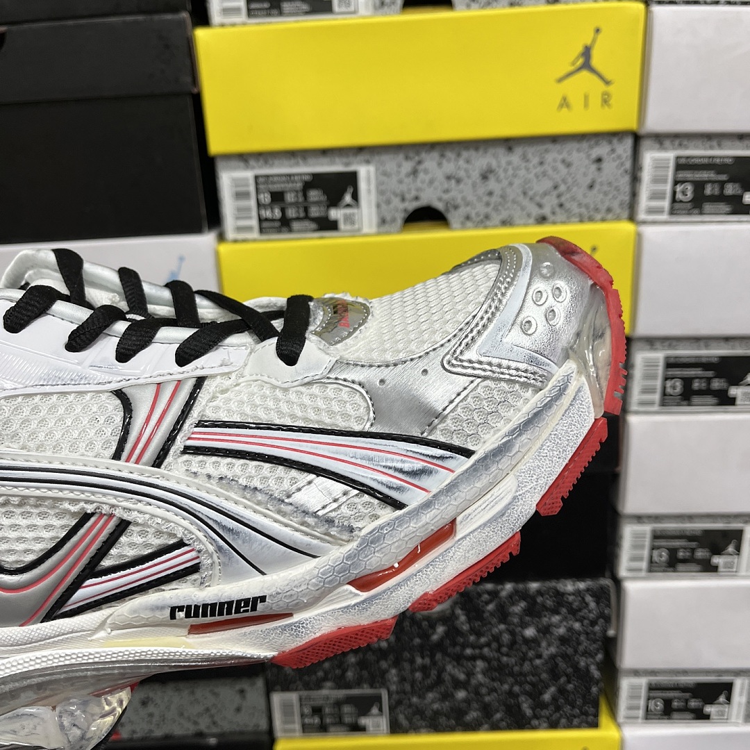 Balenciaga BLCG Runner 7.5 - Image 7