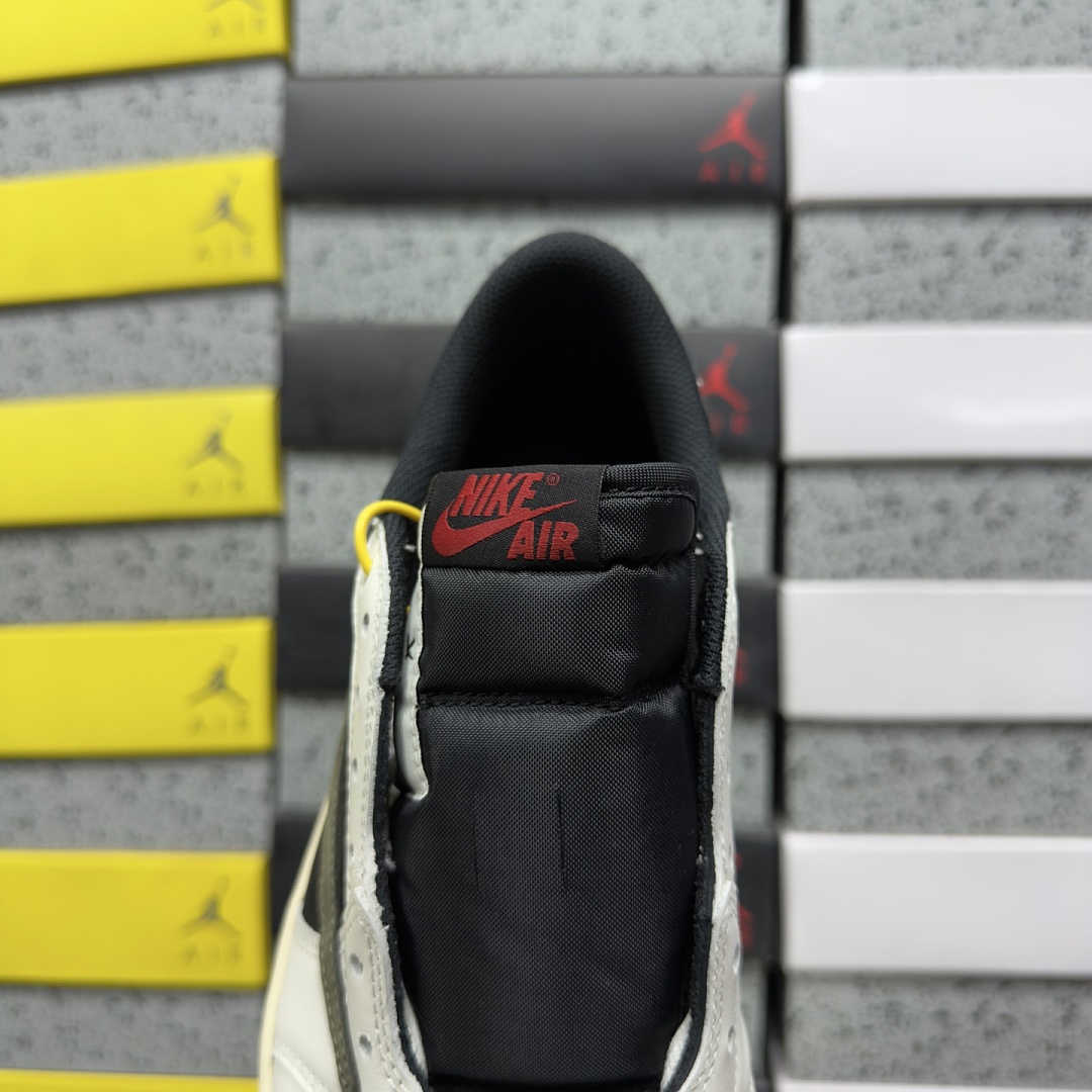 Nike Jordan 1 Retro Low OG SP Travis Scott (Olive) - Image 4