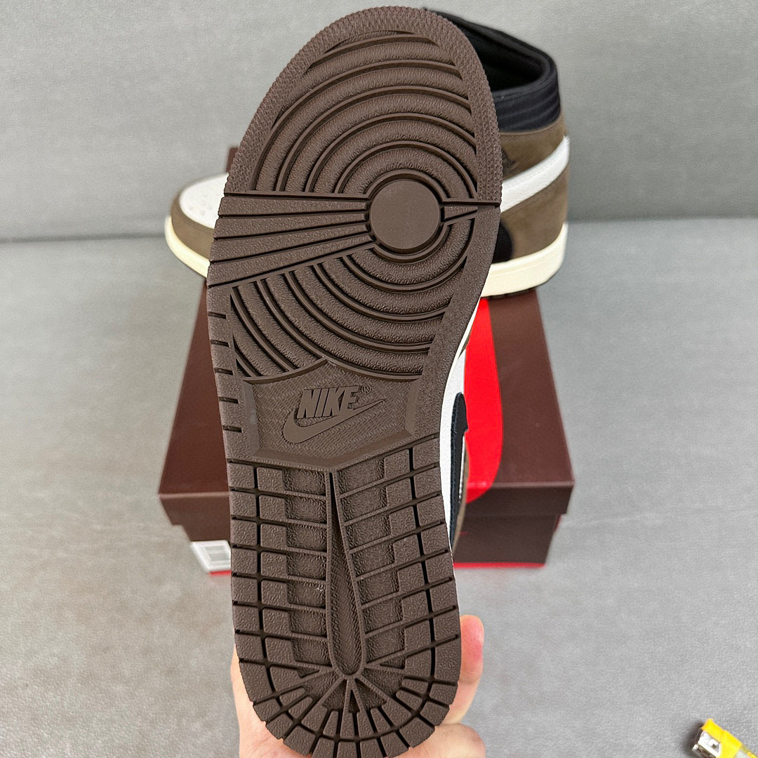 Chanel Travis Scott X Air Jordan 1 Low High Top - Image 6