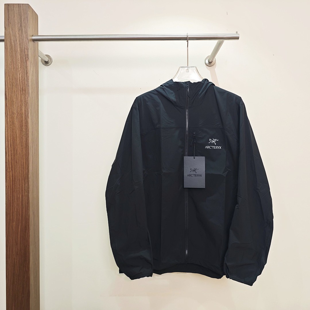 Arc'teryx Squamish Hoodie - Image 17