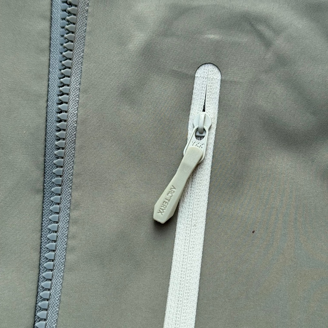 Arc'teryx Alpha Jacket 6 Forage/Grey Gen (Grey SV) - Image 12