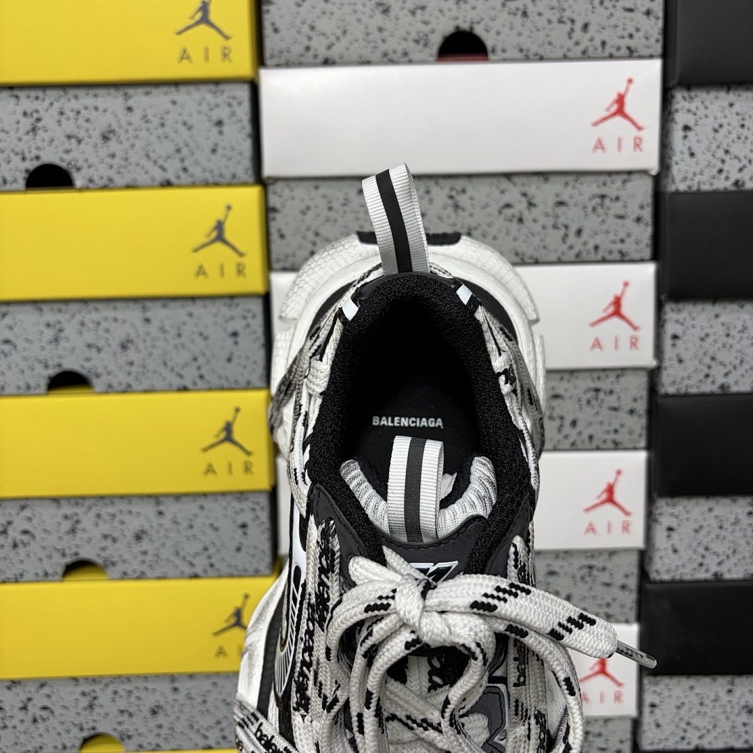 Balenciaga 3XL Extreme Laces (White Black) - Image 4