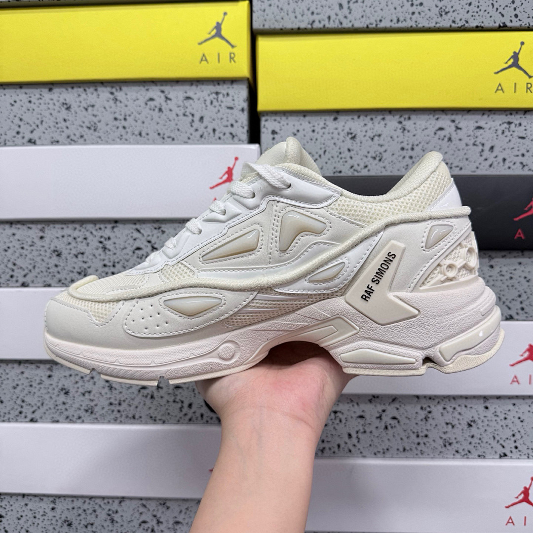 On Running Raf Simons Pharaxus - Image 4