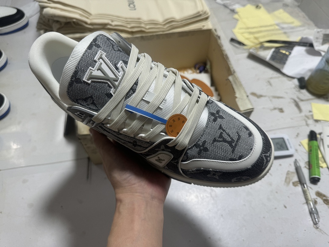Louis Vuitton LV Trainer - Image 9
