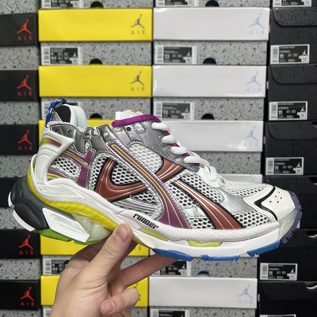 Balenciaga BLCG Runner 7.5 - Image 2