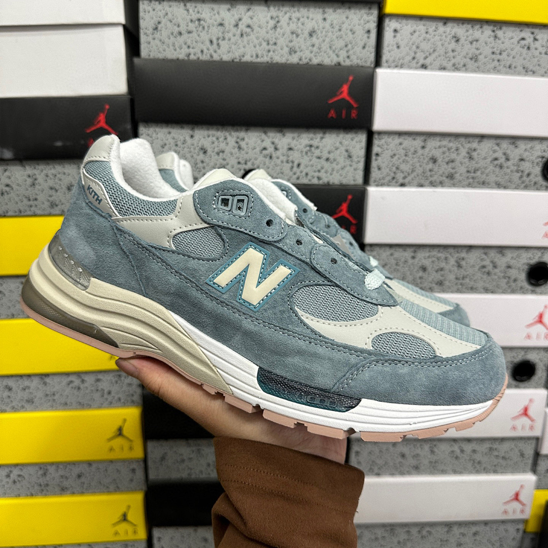 New Balance 992 MiUSA Kith Osaka Pack - Image 3