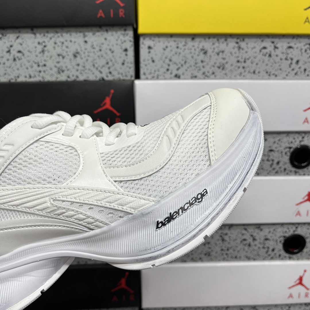Balenciaga Circuit - Image 20