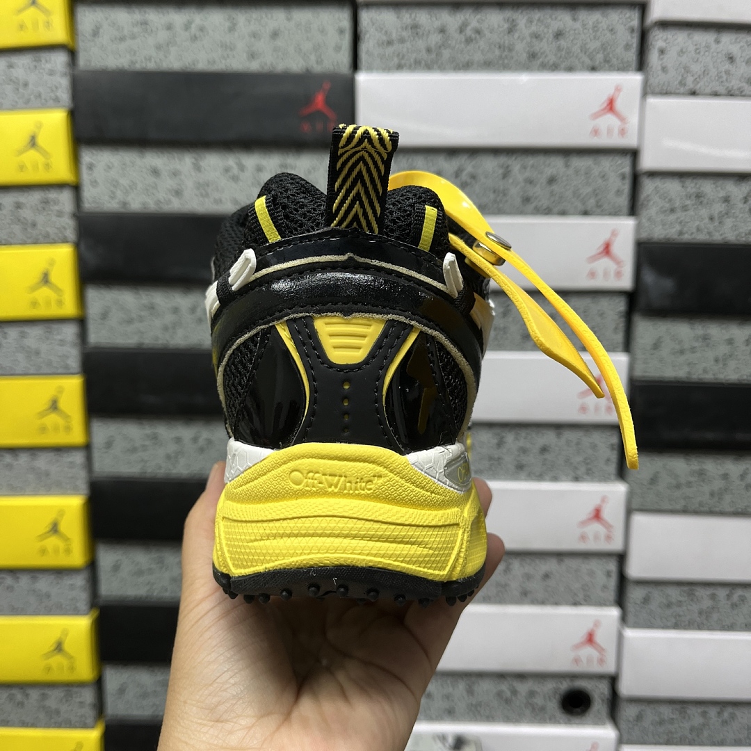 Off-White Be Right Back F24 12007 - Image 2