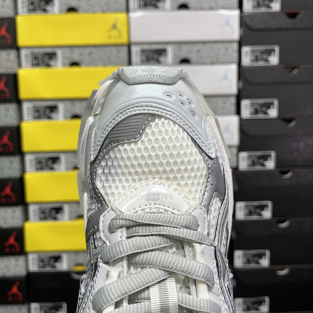 Balenciaga Runner/7.5 - Image 85