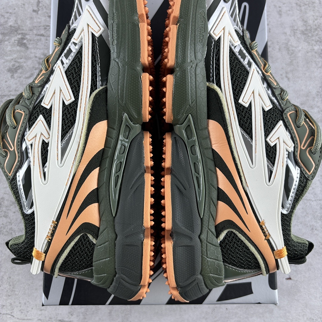 Off-White Be Right Back - Image 16