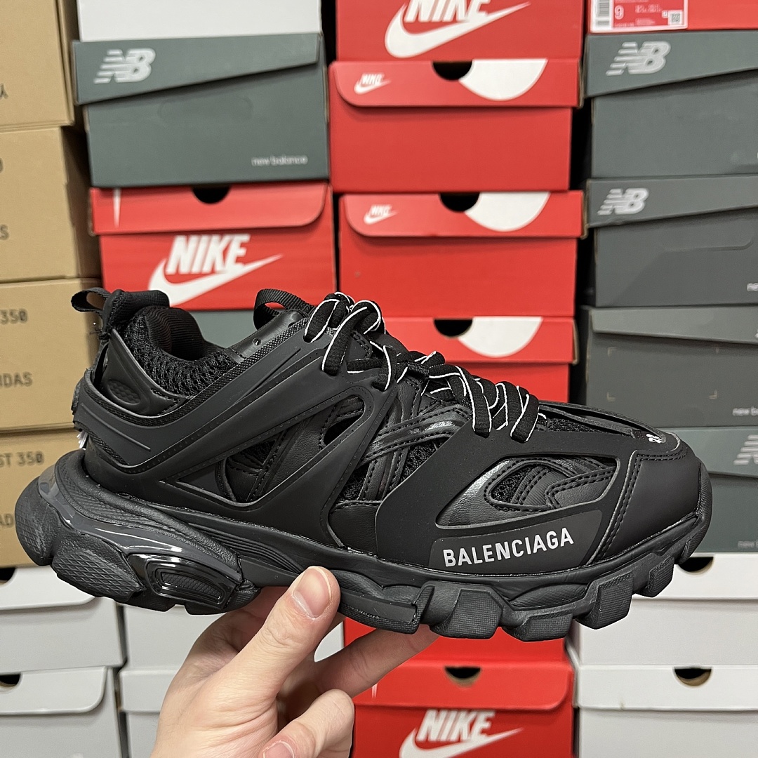 Balenciaga BLCG Track - Image 11