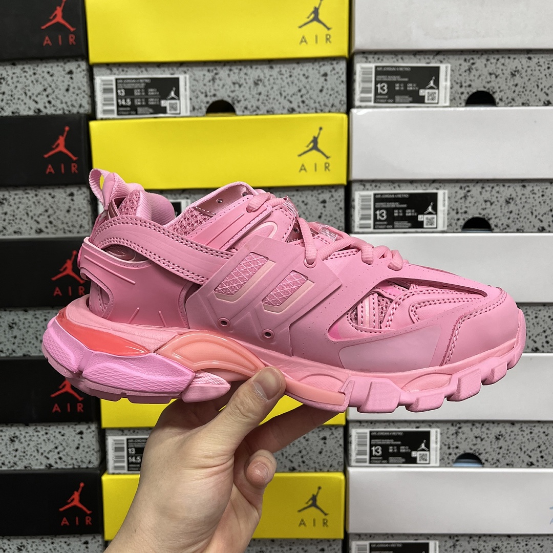 Balenciaga BLCG Track 3.0 - Image 7