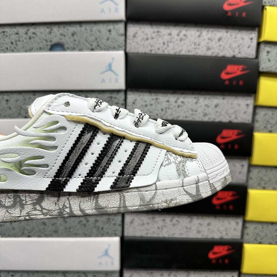 Adidas Superstar Hellstar (White) - Image 3