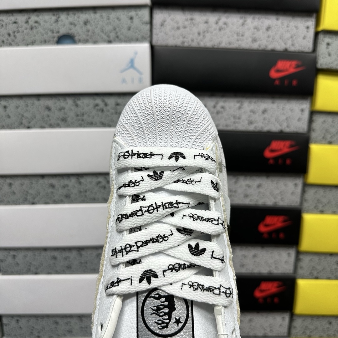 Adidas Superstar Hellstar (White) - Image 2