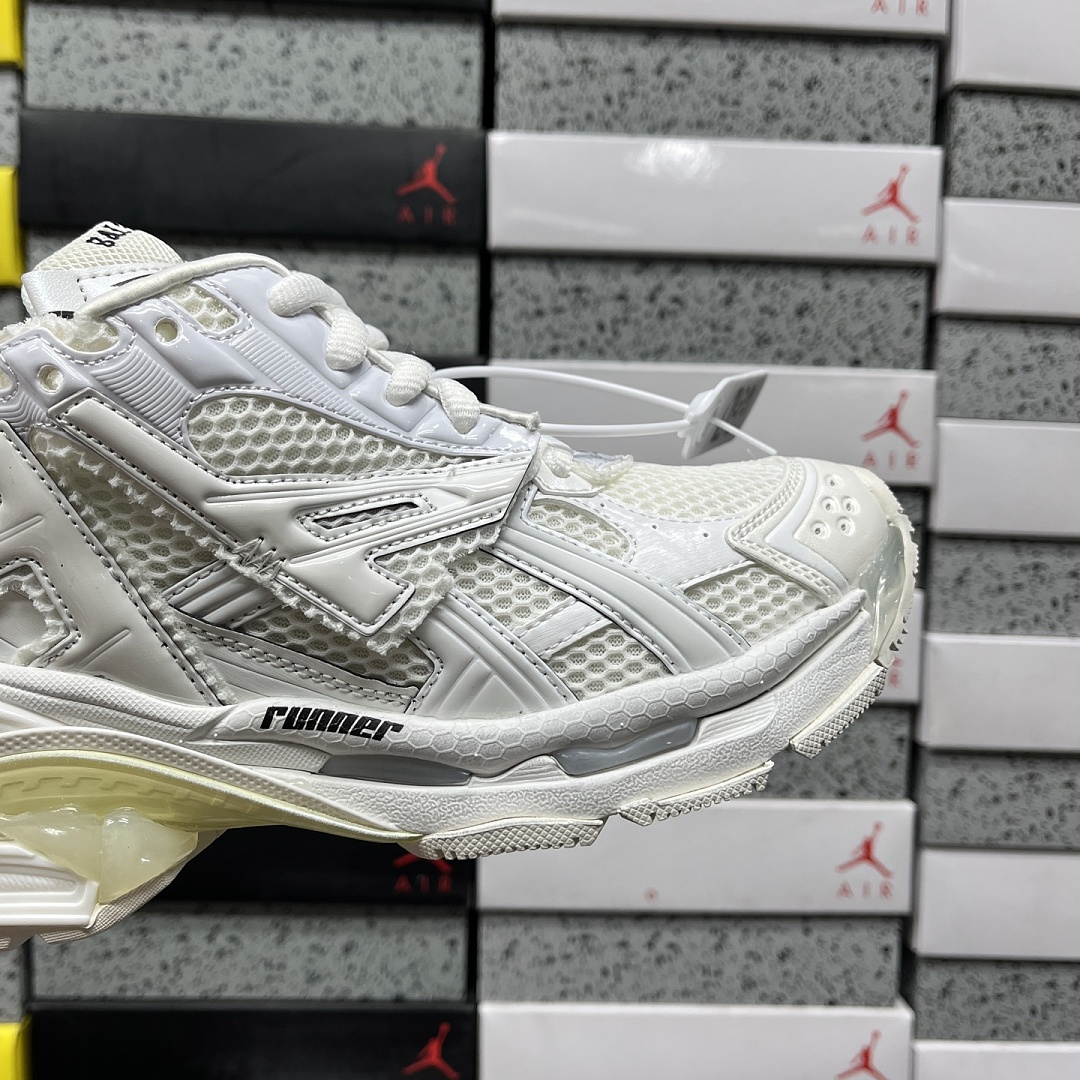 Balenciaga Runner LED 7.0 (Triple White) - Image 2