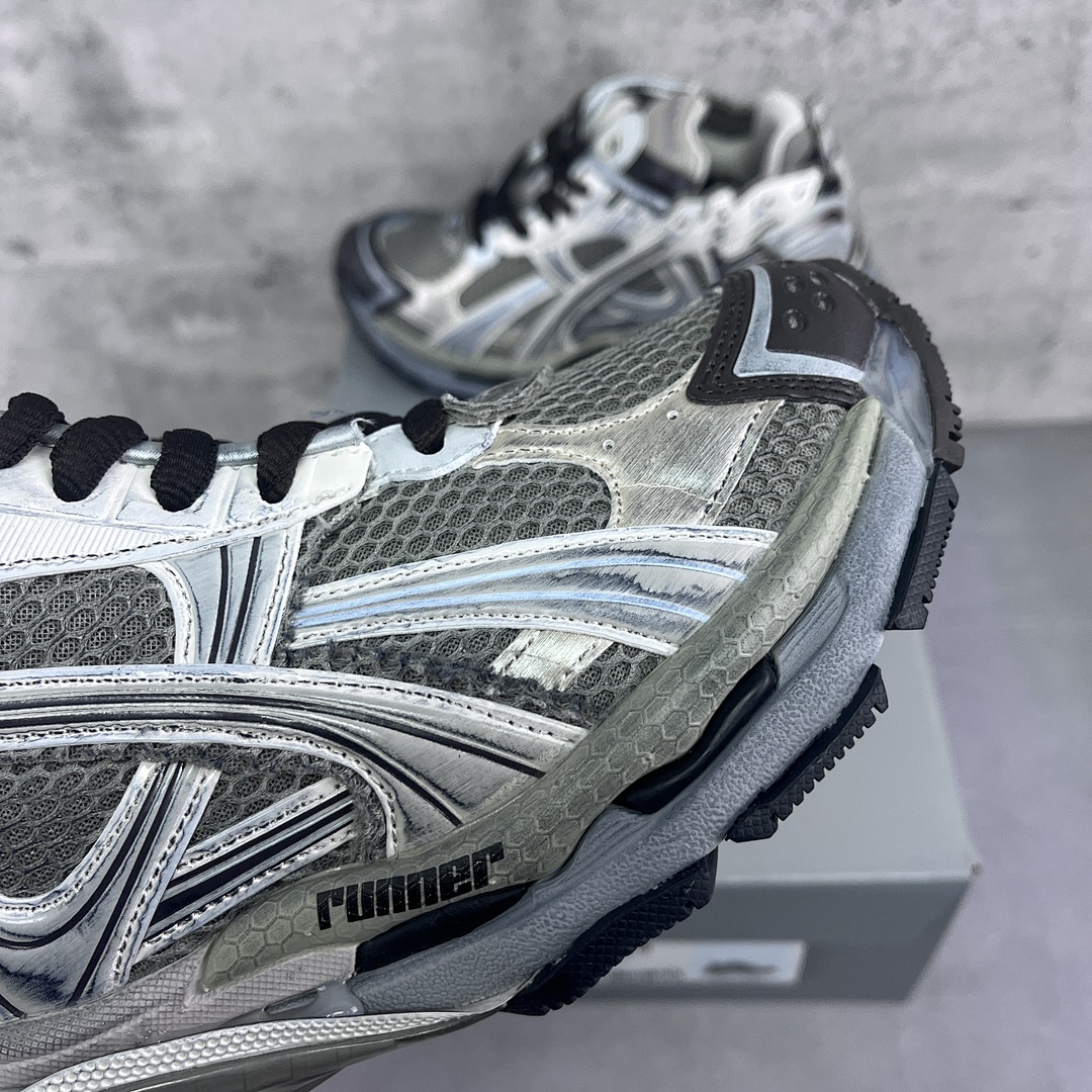 Balenciaga Runner 7.5 - Image 4