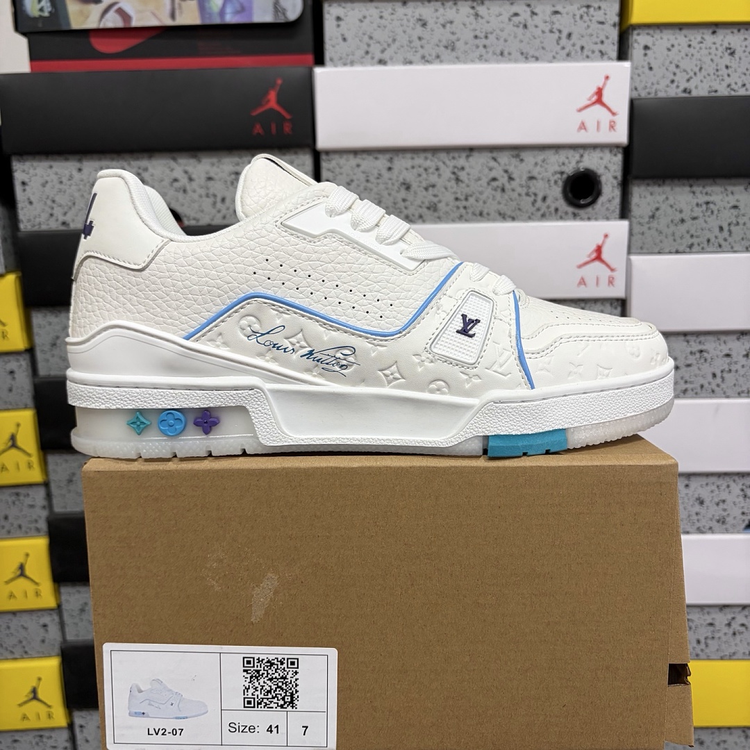 Louis Vuitton Trainer V2-07