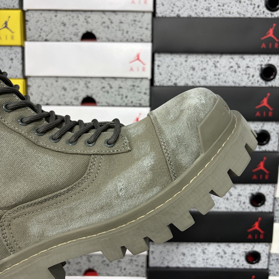 Balenciaga Combat Strike Boot - Image 5