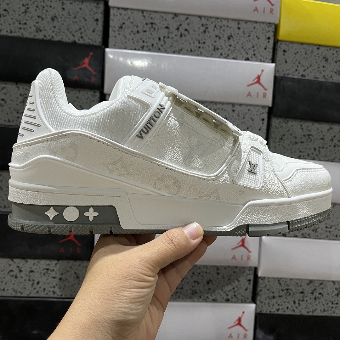 Louis Vuitton Trainer 1-20 - Image 9
