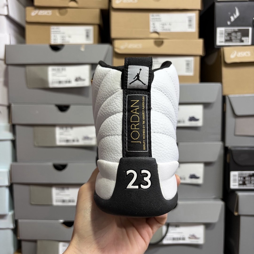 Nike Royalty Taxi - Image 6