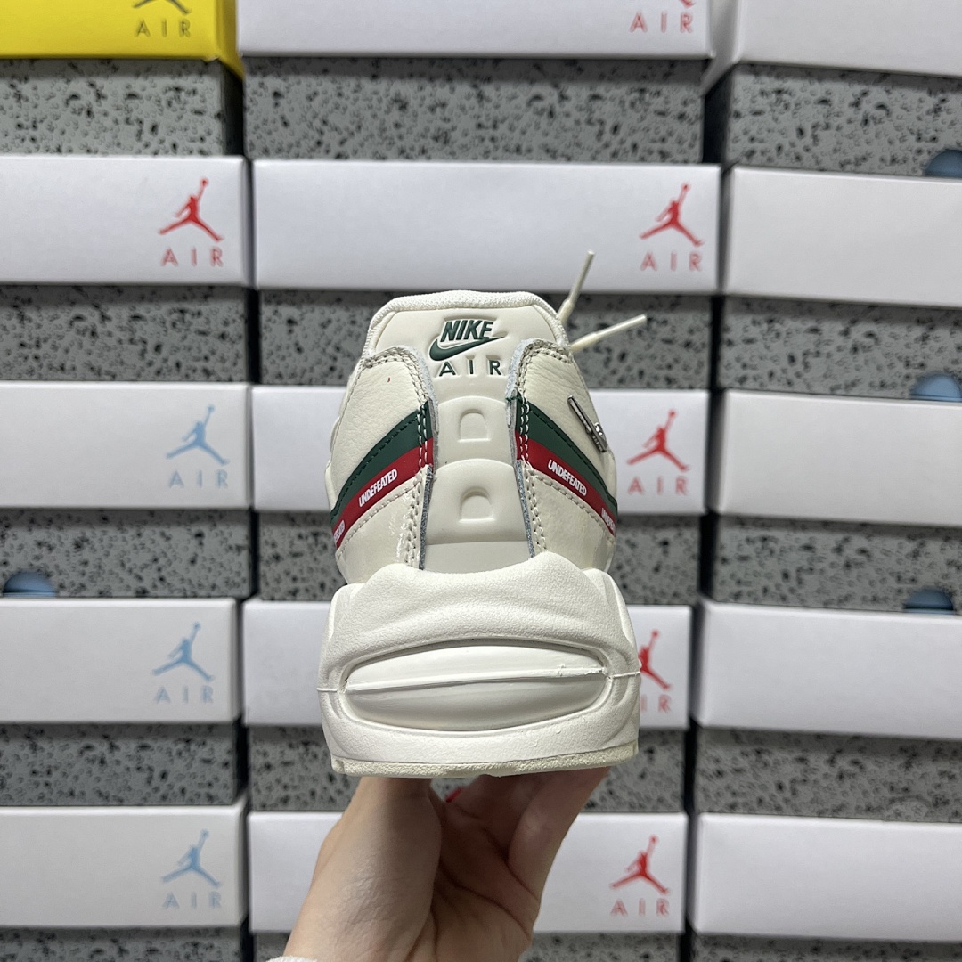Nike Air Max 95 SP Undefeated (Sail) - Image 5