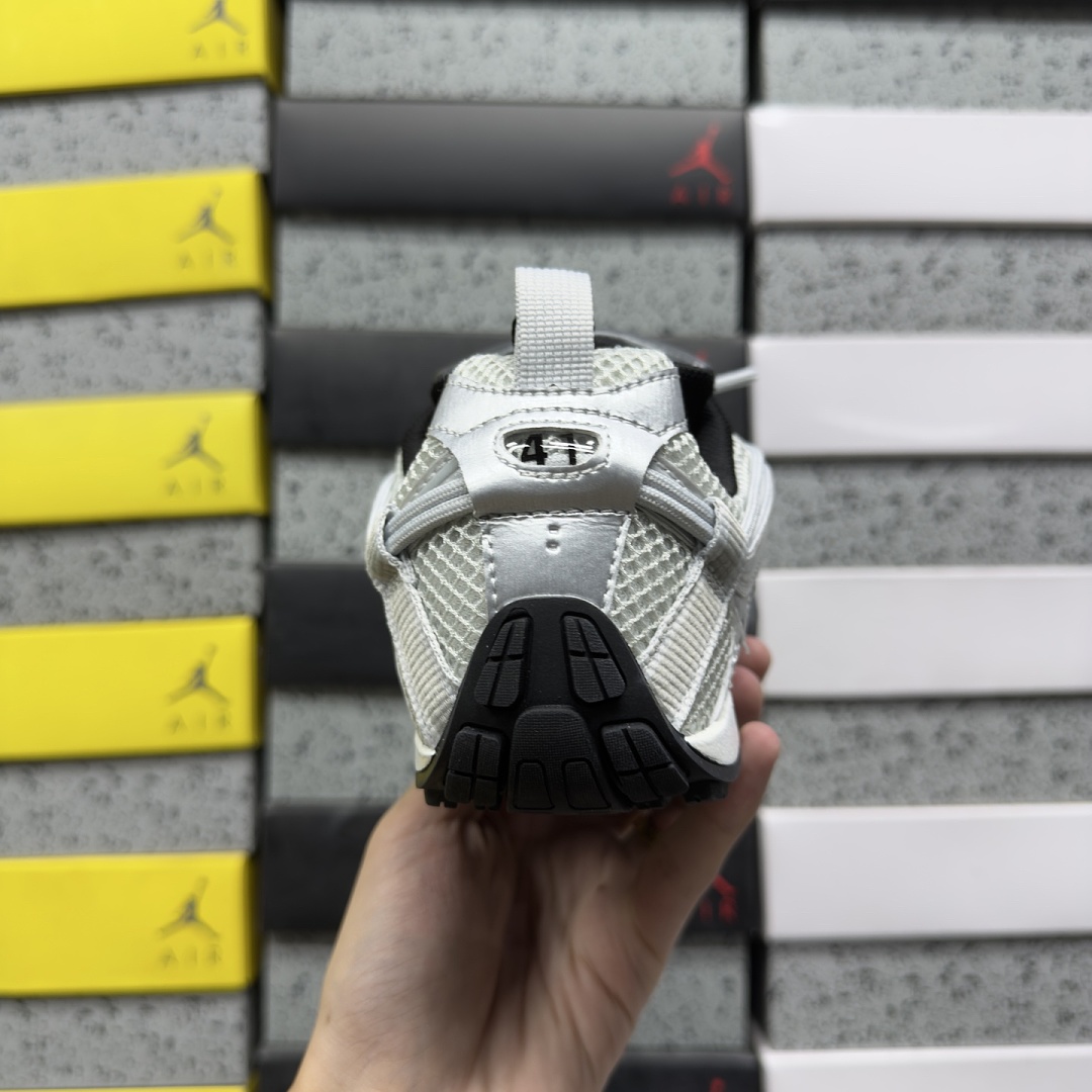 Balenciaga BLCG Radar - Image 9