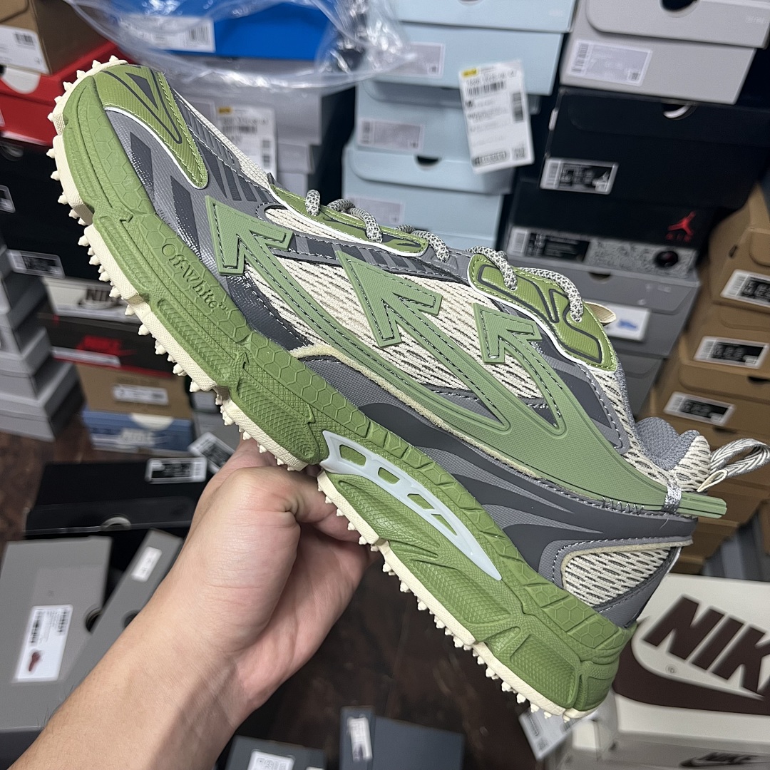 Off-White Be Right Back - Image 5