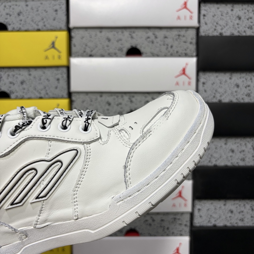 Balenciaga Hamptons Sneakers 9000 - Image 3