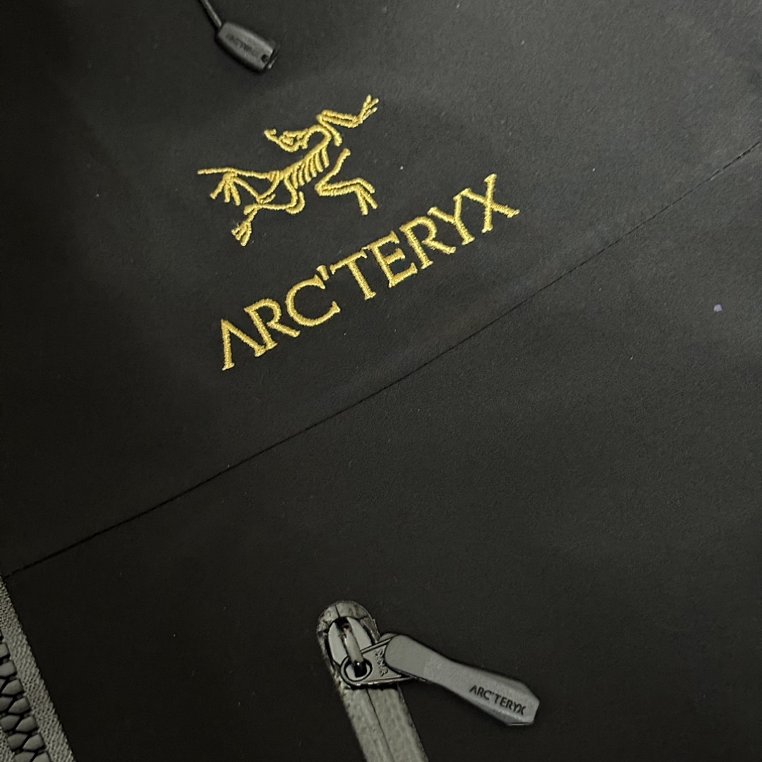 Arc'teryx Alpha Jacket 6 24K Gen (Black SV) - Image 34