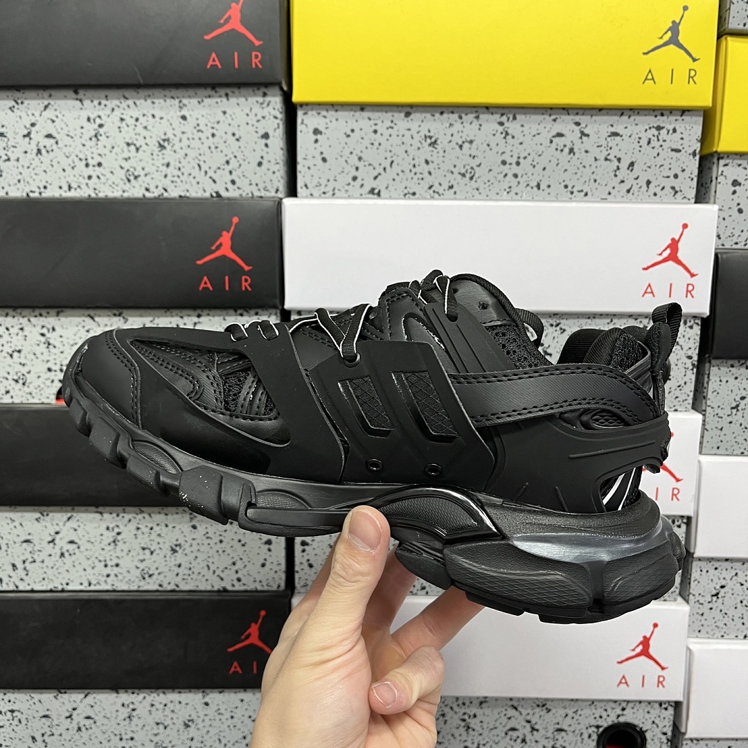Balenciaga Track 1000 - Image 3