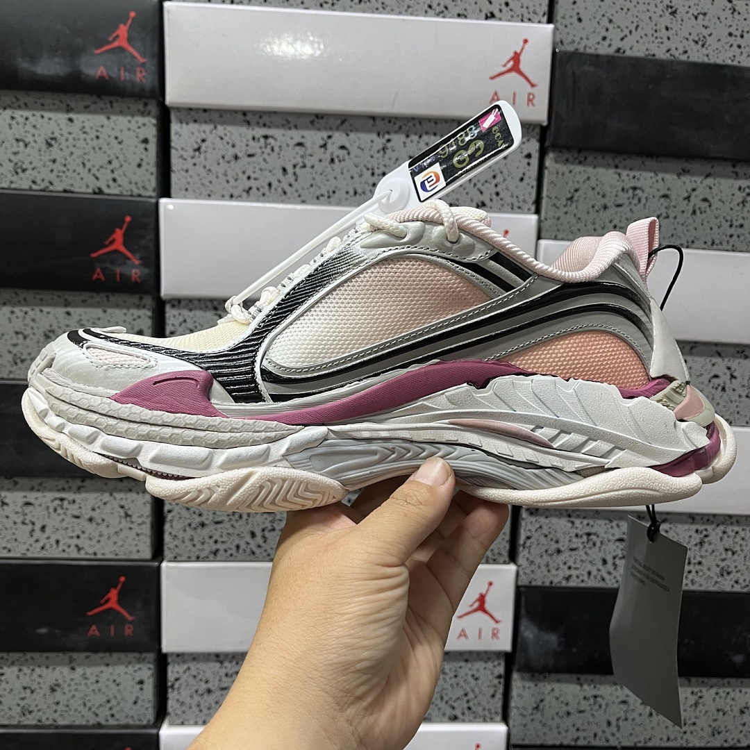 Balenciaga Triple S 2 - Image 4