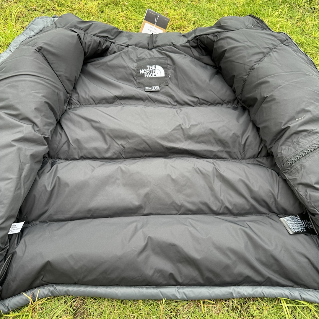 The North Face TNF 1996 Retro Nuptse 700 Fill Packable Jacket - Image 52