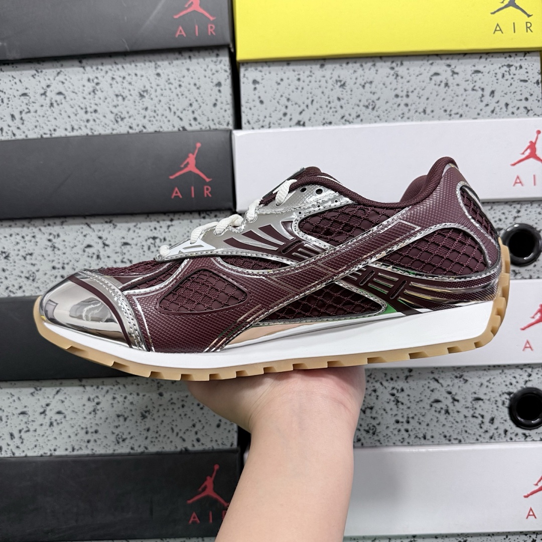 Bottega Veneta Orbit Surf Vapor BV - Image 3