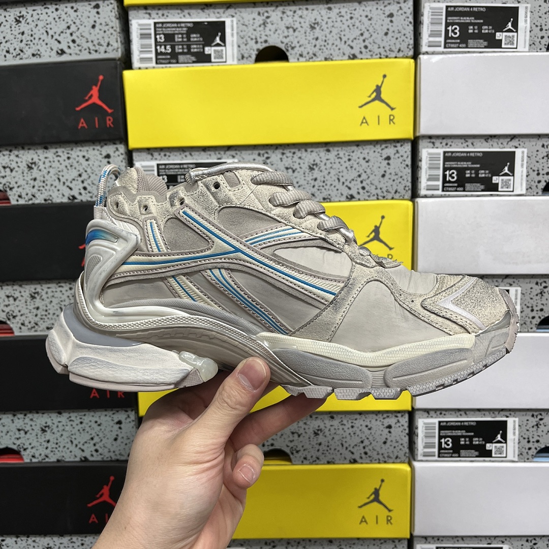 Balenciaga BLCG Runner 7.5 - Image 7