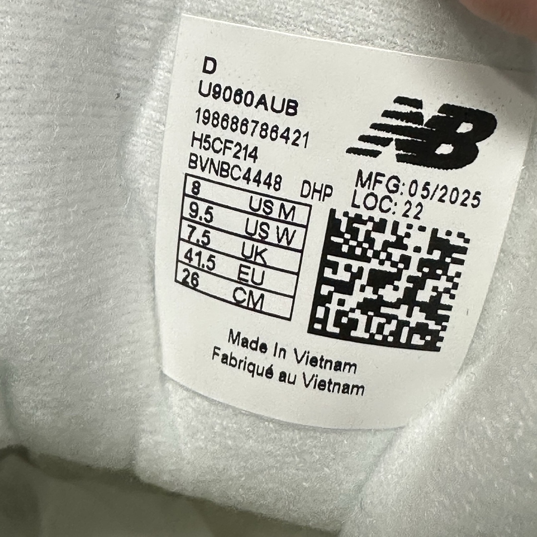 New Balance 9060 - Image 10
