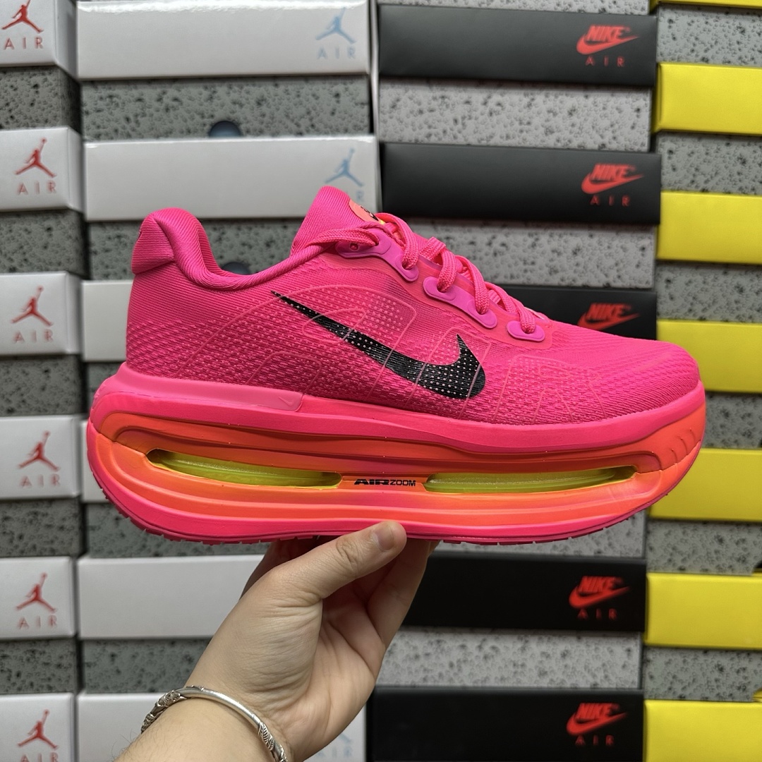Nike Vomero Premium Hyper (Pink) - Image 8
