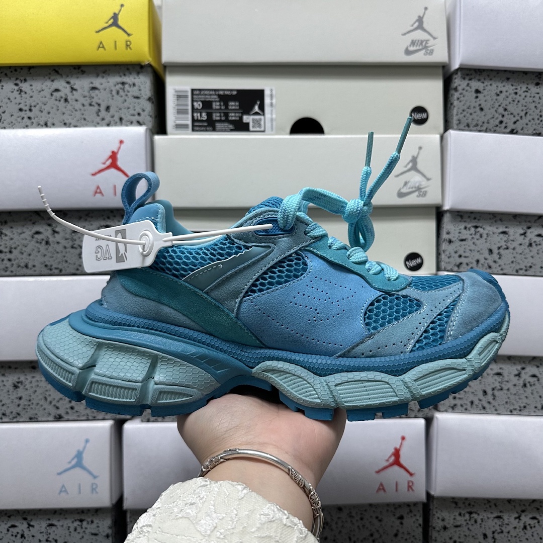 Balenciaga 3XL Sneakers - Image 32