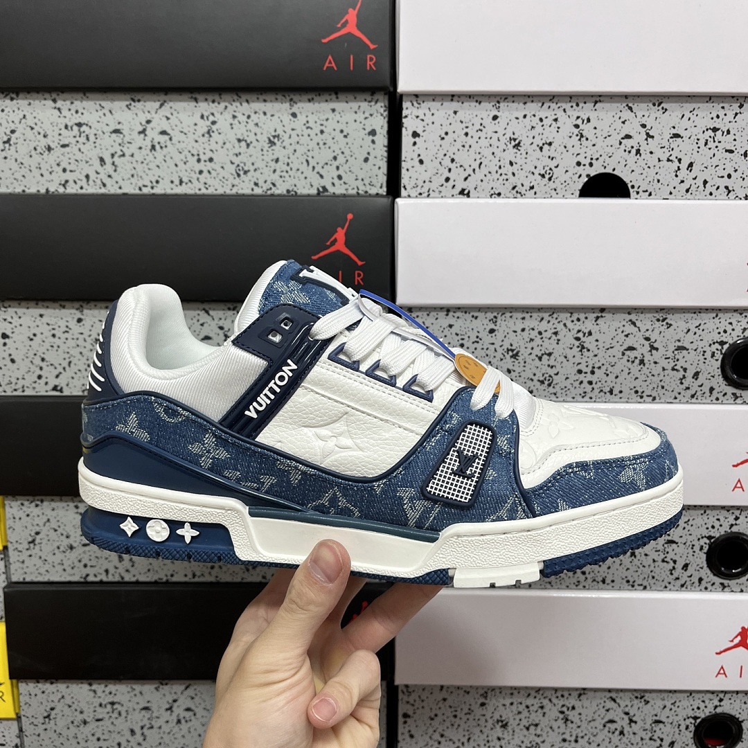 Louis Vuitton Trainer - Image 8