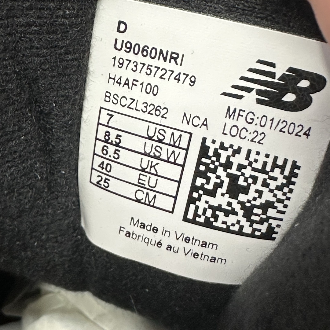 New Balance 9060 - Image 6