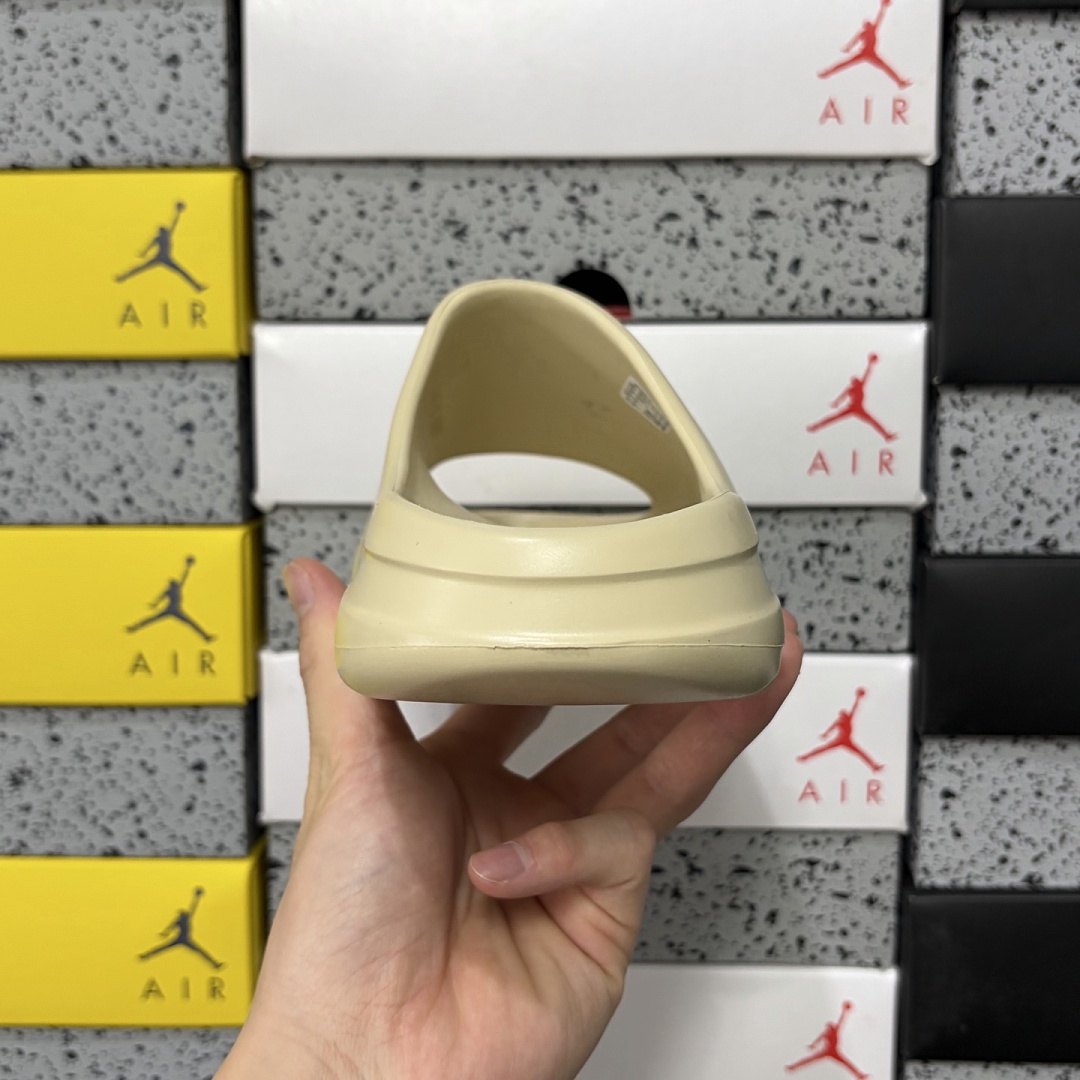 Adidas Yeezy Slide Bone Slides - Image 8