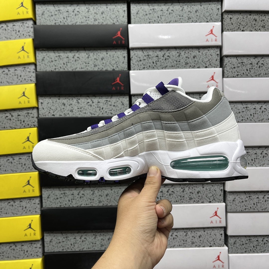 Nike Air Max 95 OG Big Bubble Grape - Image 9